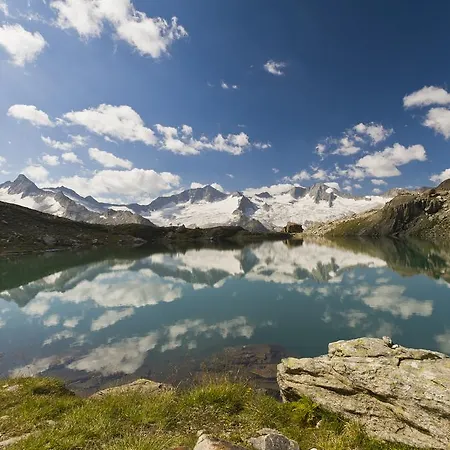 Matthias Aparthotel 3*