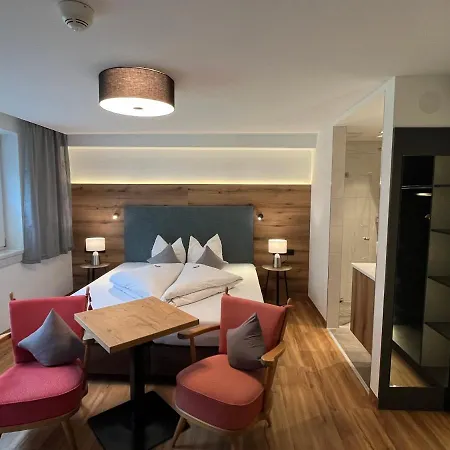 Matthias Apartmanhotel 3*