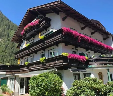 Matthias Apart-hotel