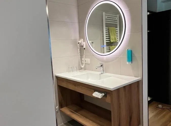 Ξενοδοχείο με διαμερίσματα Matthias Mayrhofen